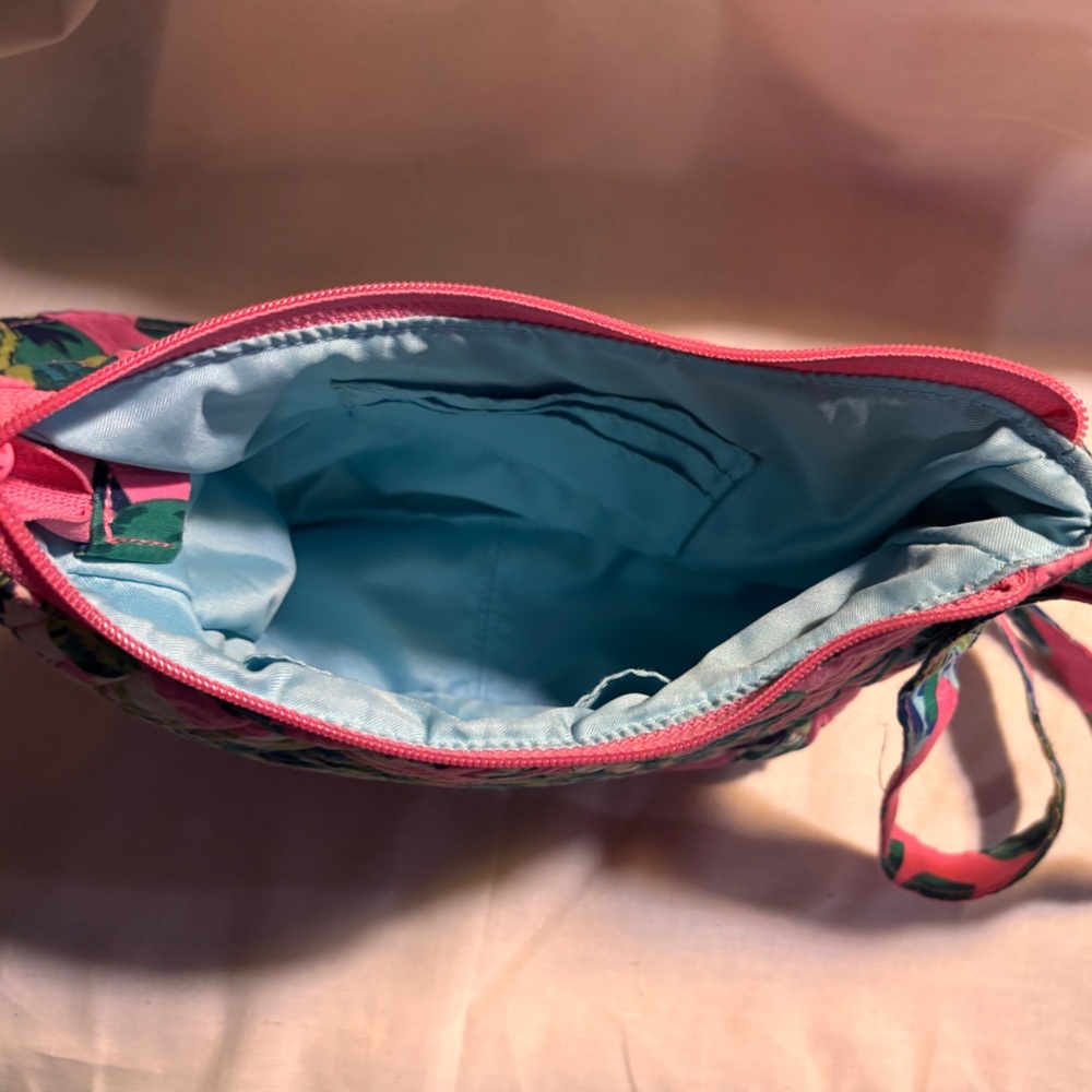 Vera Bradley Purse - Picture 5 of 10